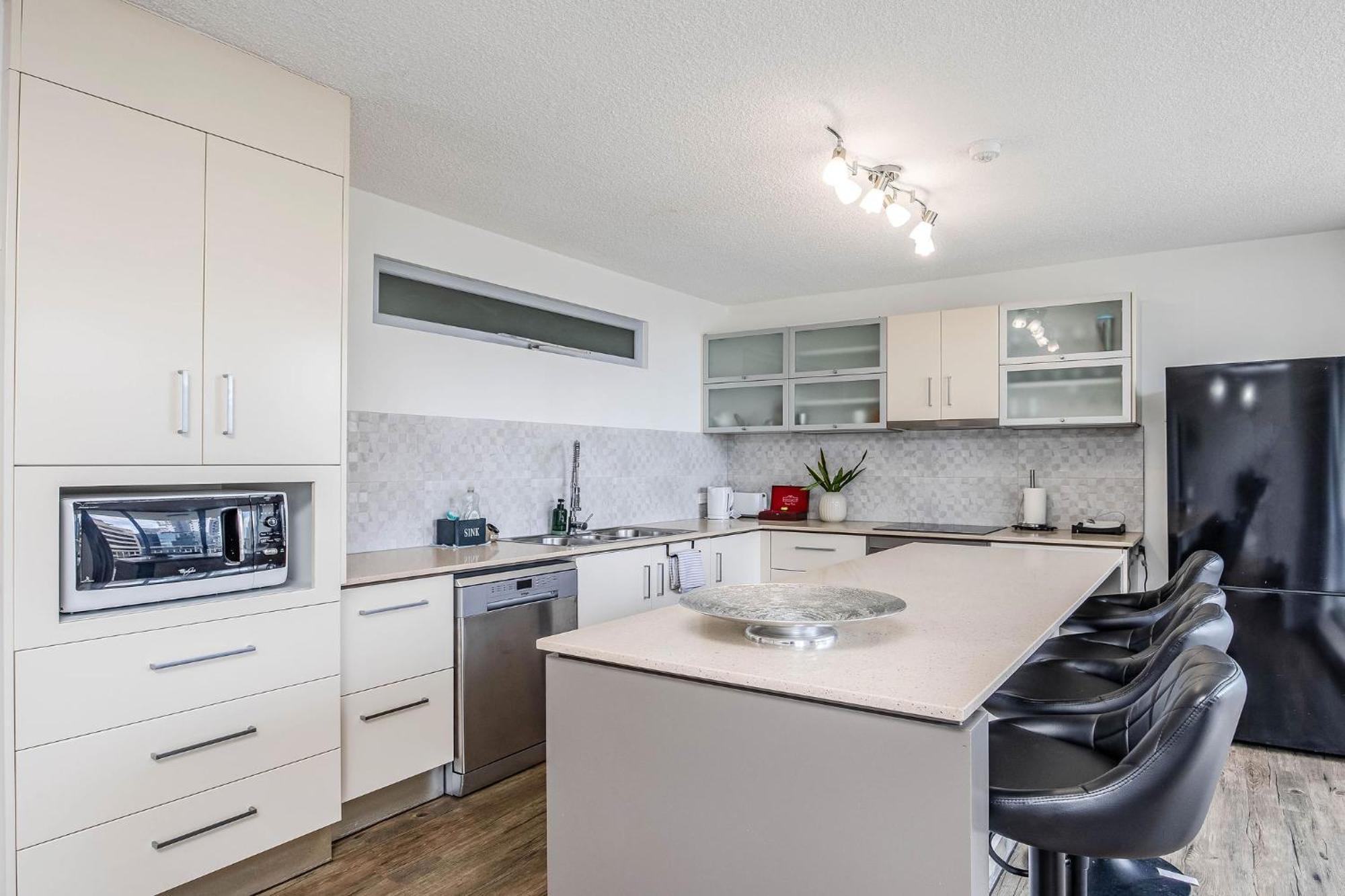 Condor Apartments By Gold Coast Premium Exterior photo