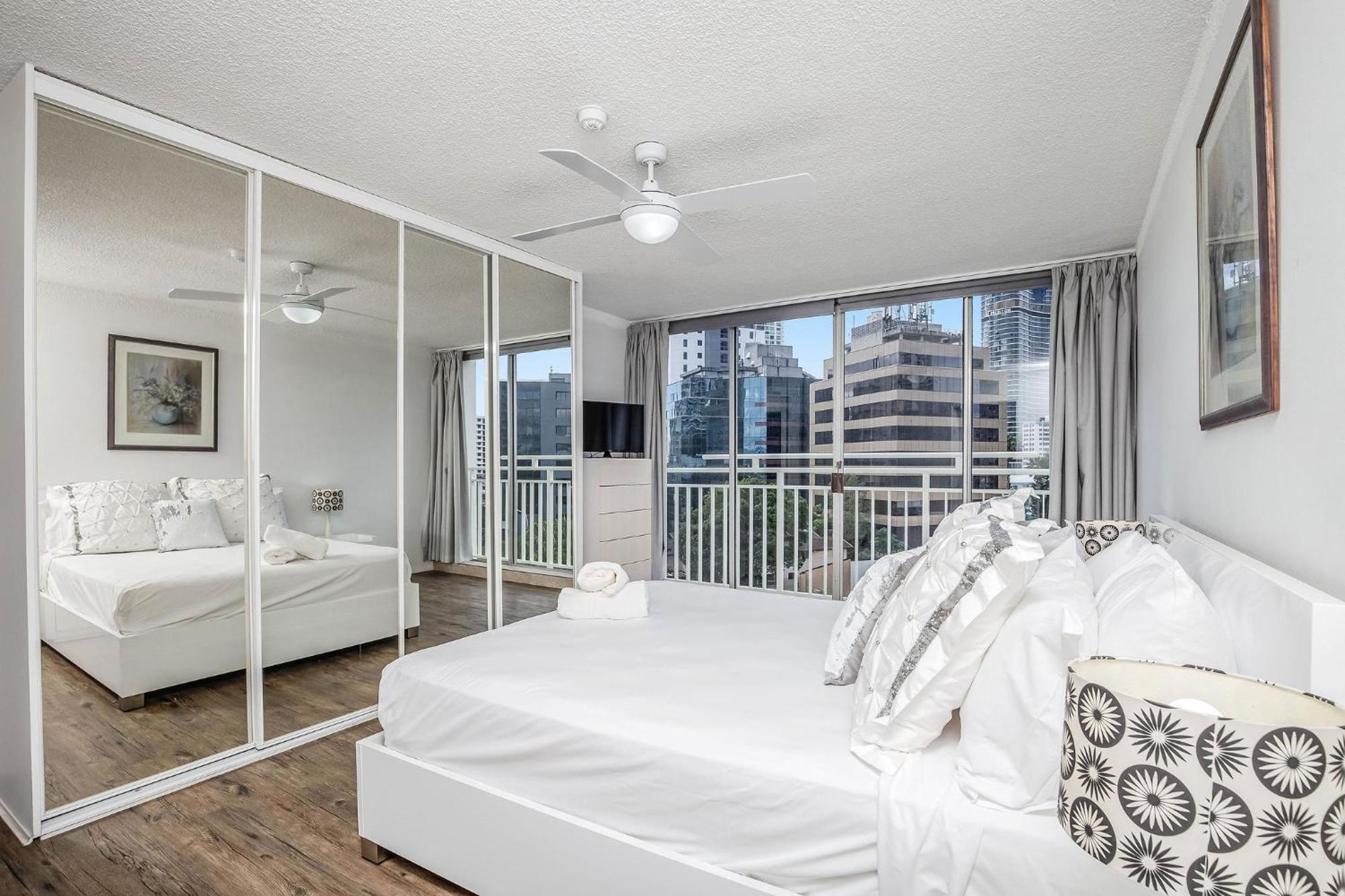 Condor Apartments By Gold Coast Premium Exterior photo